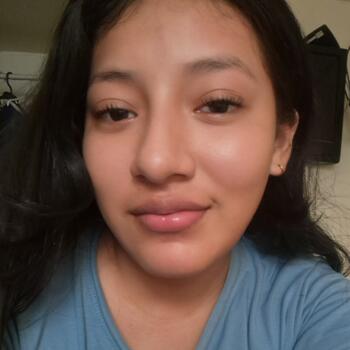 Babysitter in Guayaquil: Angela