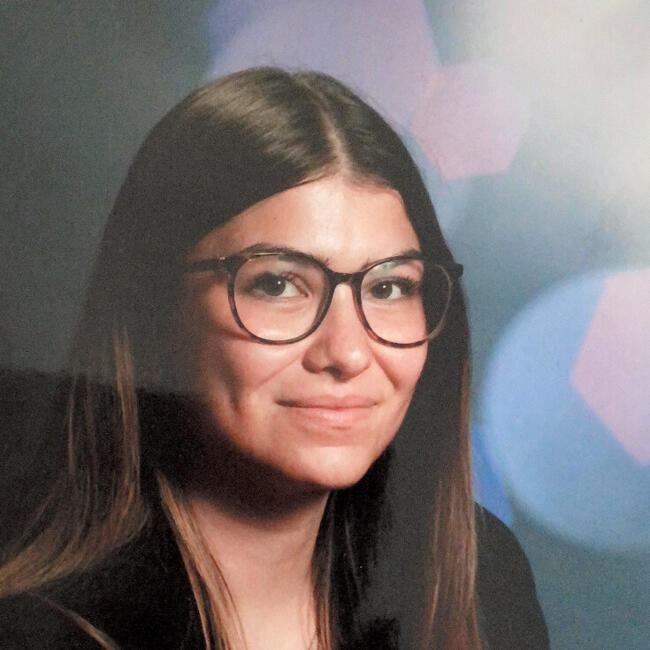 Babysitter in Jonquières-Saint-Vincent: Margaux