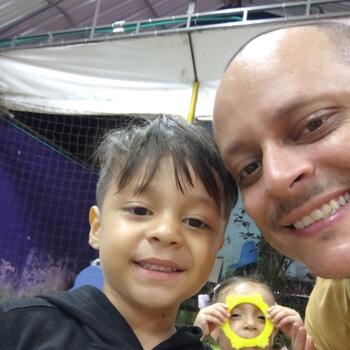 Trabajo para niñera en Guadalajara de Buga: trabajo de niñera Juan Carlos