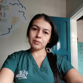 Babysitter in Floridablanca: Jeily Ortiz Basto