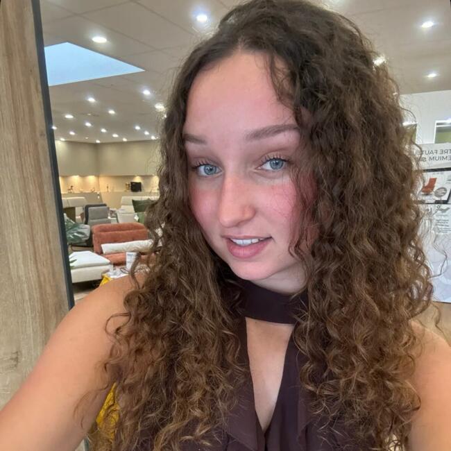 Babysitter in Clermont-Ferrand: Laurane