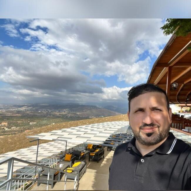 Babysitting job in Ajman: أحمد