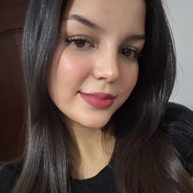 جليسة أطفال في أكادير: Aya