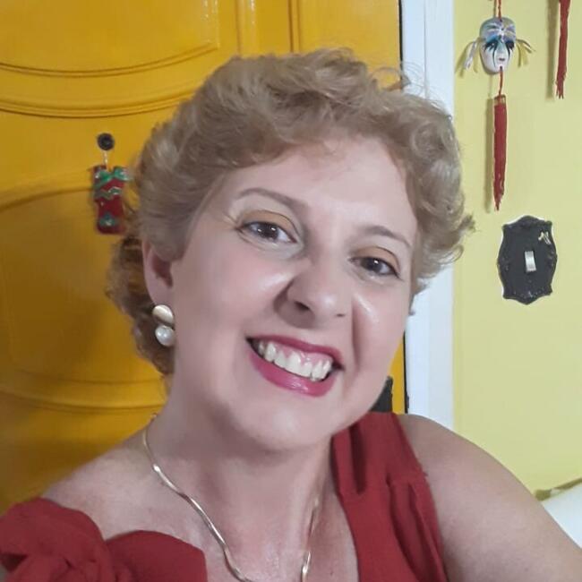 Babá em Niterói: Janaína Janaína Janaína Janaína