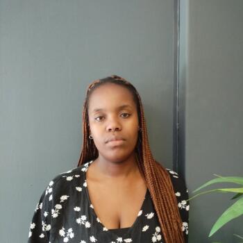 Babysitter in Benoni: Samantha