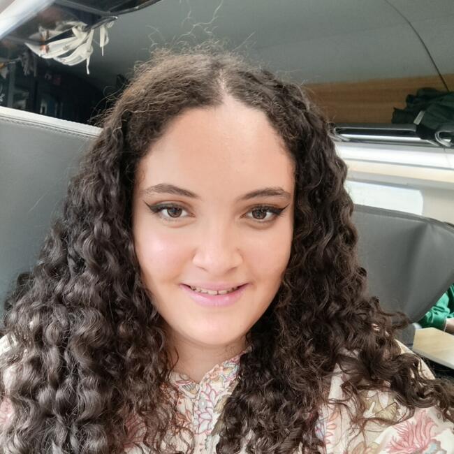 Baby-sitter à Asnières-sur-Seine: Sabrina