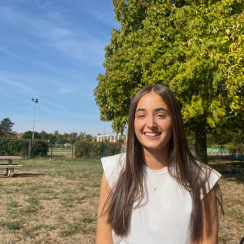 Babysitter in Haroué: Alicia