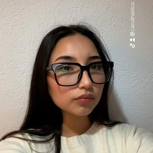 Canguro en Tossa de Mar: Carolina