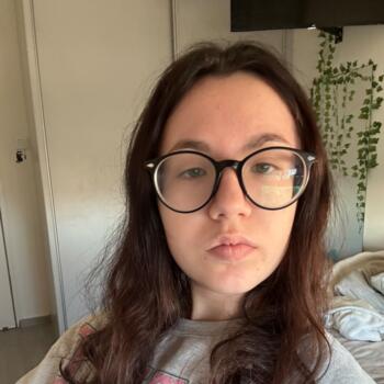בייביסיטר ב- אשדוד: Hadar