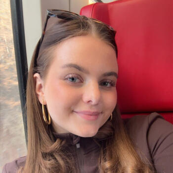 Babysitter in Kufstein: Sara