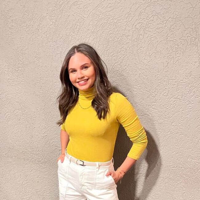 Babysitter in Aparecida de Goiânia: Thaynara