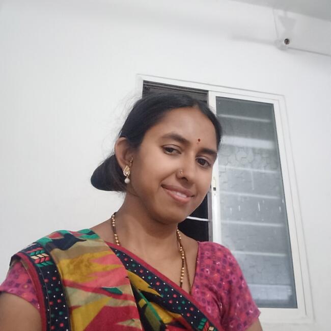 पुणे में बेबीसिटर: Ashwini