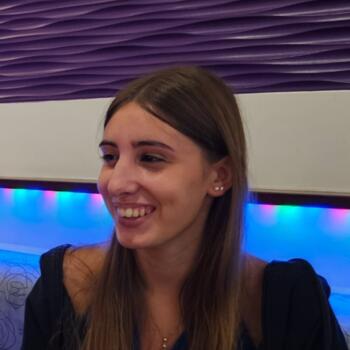 Babysitter in Saint-Nazaire-sur-Charente: Doana