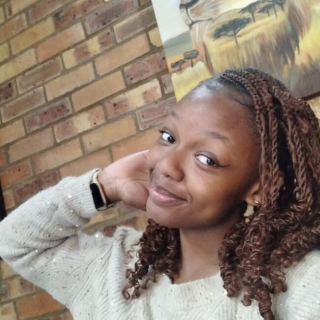 Babysitter in Mhluzi: Nzuzo Sinothile