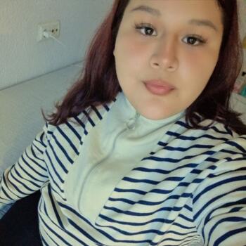 Babysitter in Alzira: Nadine Jamely