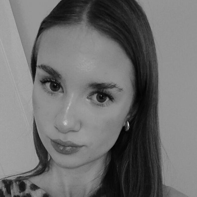 Babysitter in Assesse: Emma