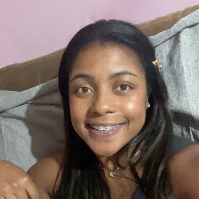 Babysitter in Jundiaí: Evelyn