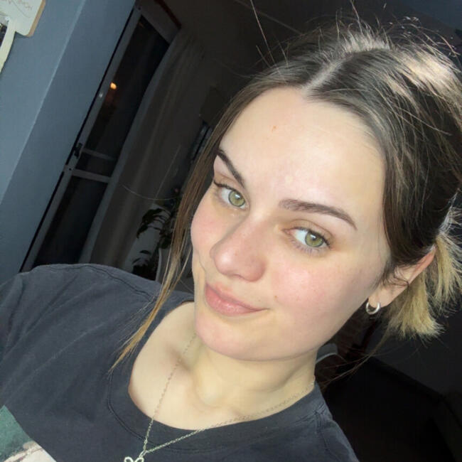 Babysitter in Santa Rosa: Brunella