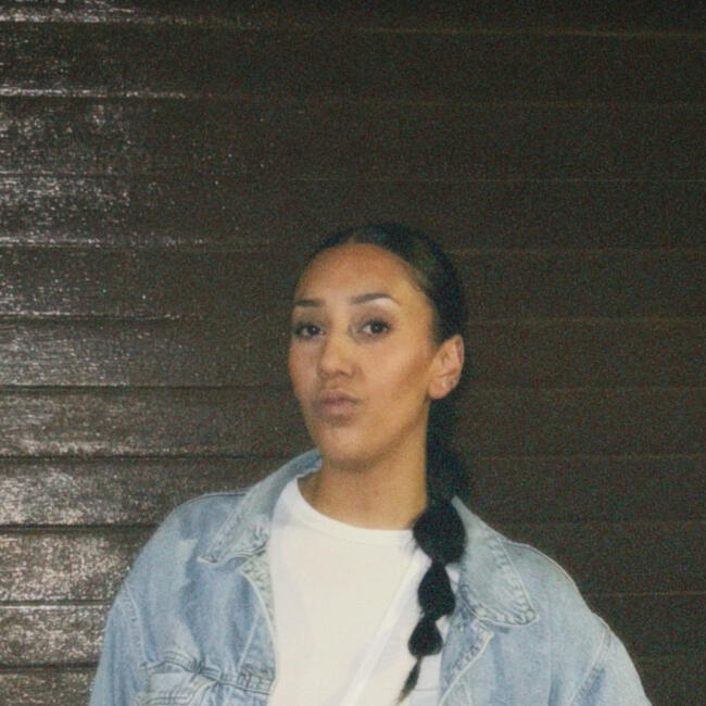 Canguro en Puertollano: Chaimaa