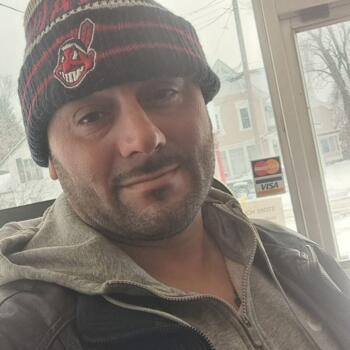 Babysitting job in Humble: babysitting job Glenn