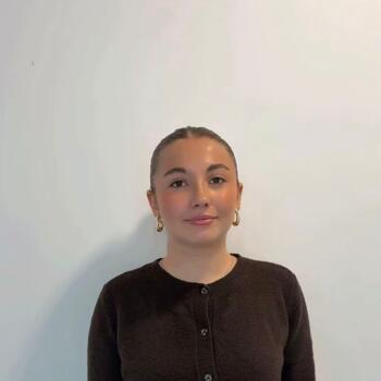 Babysitter in Dijon: Maeva