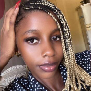 Babysitter in Lagos: Eniola