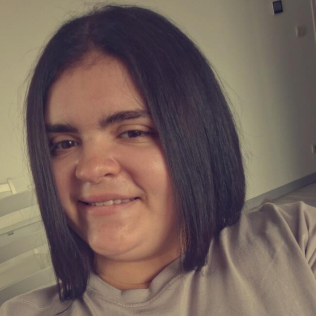 Babysitter in Castres-sur-l'Agout: Manon