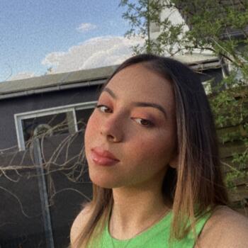 Babysitter in Merlebach: Chadine