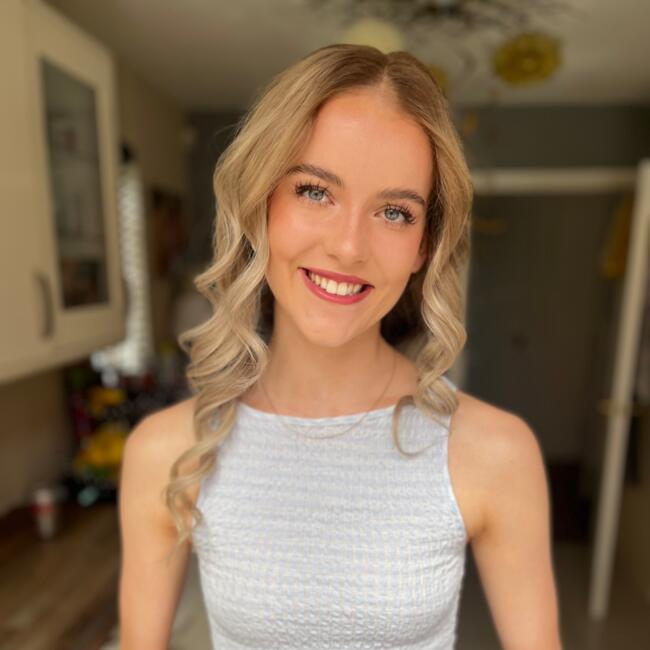 Babysitter in Woluwe-Saint-Lambert: Lauren