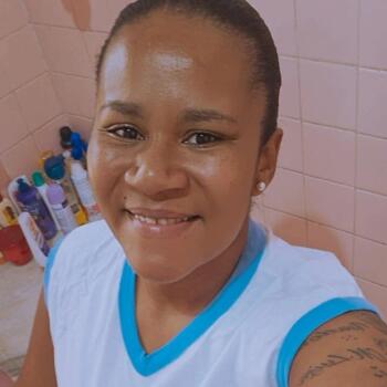 Babysitter Niterói: Carolina