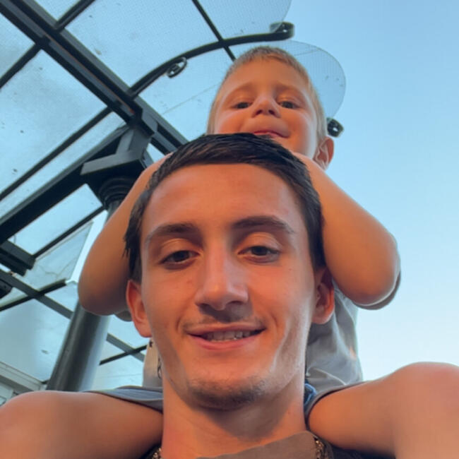 Babysitter in Genk: Roan