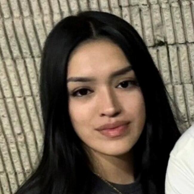 Canguro en Madrid: Camila