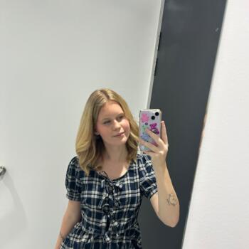 Babysitter Brisbane: Mia