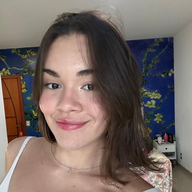 Babysitter in Maricá: Clara