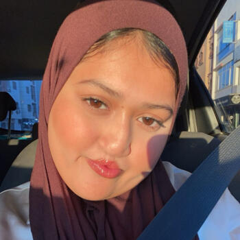 Babysitter Agadir: Nour