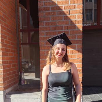Babysitter in Charleroi: Manon