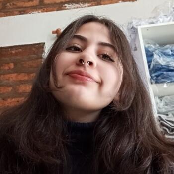 Niñera en Santa Lucía: Mariana Contreras