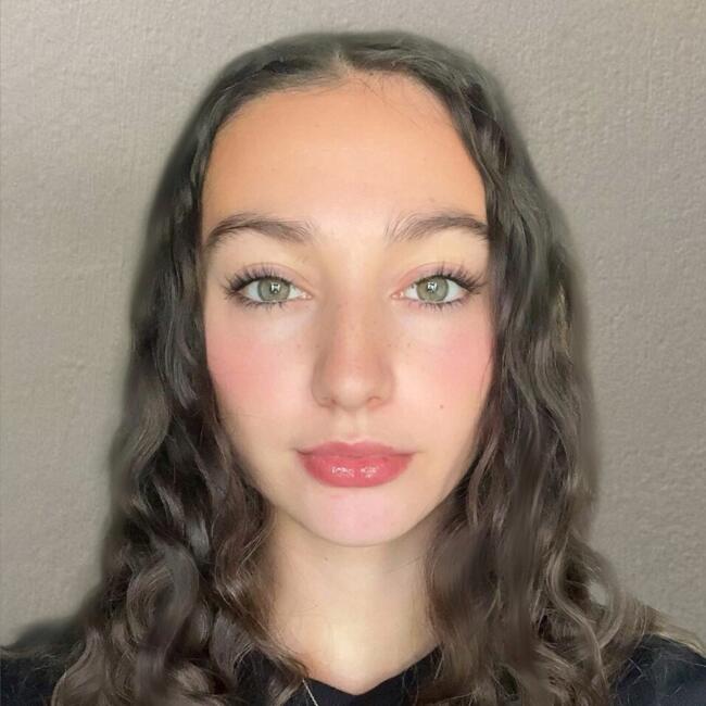 Babysitter in London: Lauren-Mai