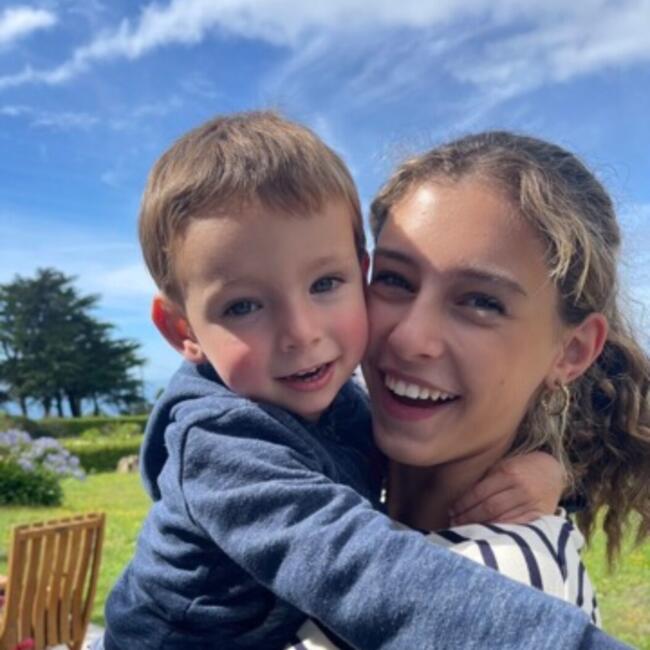 Babysitter in Valence: Hira