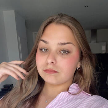 Babysitter La Roche-sur-Foron: Marine