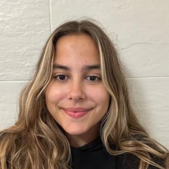 Babysitter em Oeiras: Natalia