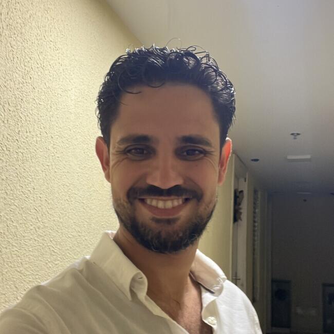 Emprego de babá em Nilópolis: Bruno