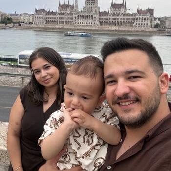 Babysitting job in Prague: babysitting job Alpay