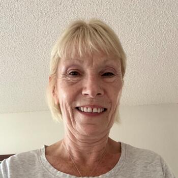 Nanny in Elkhorn: Kathryn