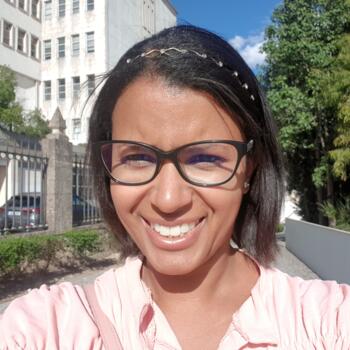 Babysitter em Coimbra: Neide