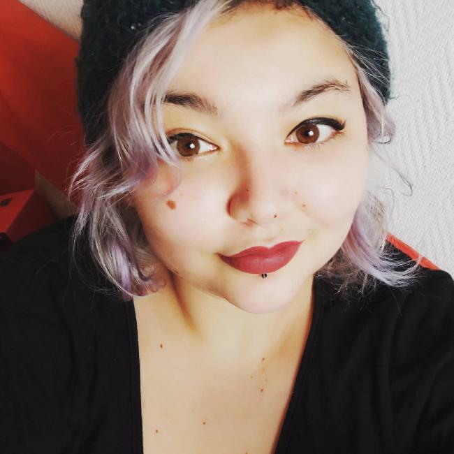 Babysitter in Tournai: Hasnaa-sirine