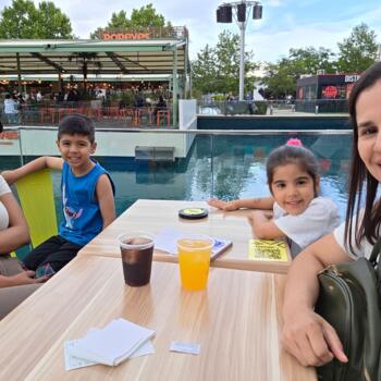 Babysitting job in Madrid: babysitting job Indira