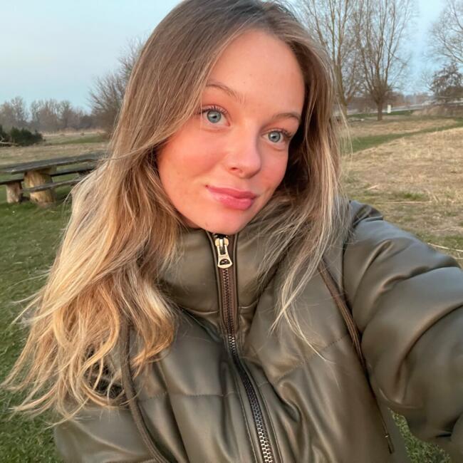 Babysitter in Hillerød: Dina