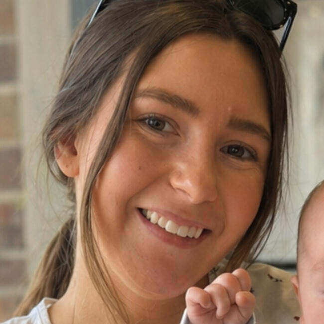 Babysitter in Hey: Emily