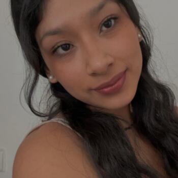 Babysitter Modena: Victoria